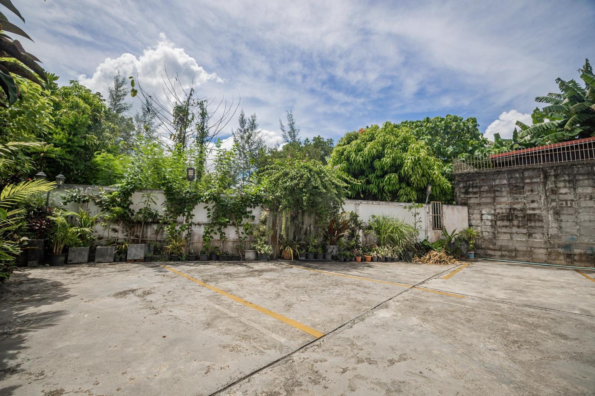 Winrisa Place Nai Yang Luaran gambar